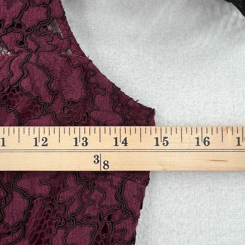 ALEXIS Evie Lace Midi Sheath Dress Womens Small Burgundy Crew Neck Cold Shoulder - Picture 13 of 16